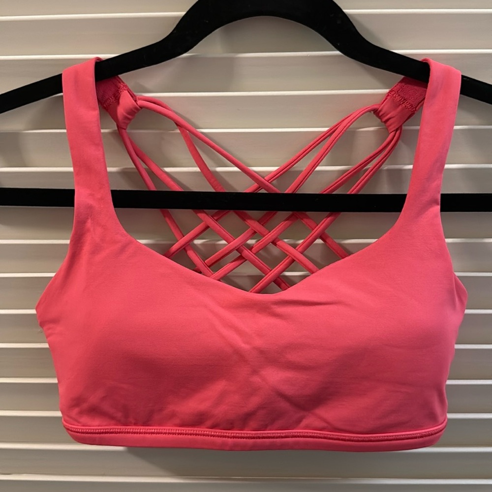 Lululemon sports bra